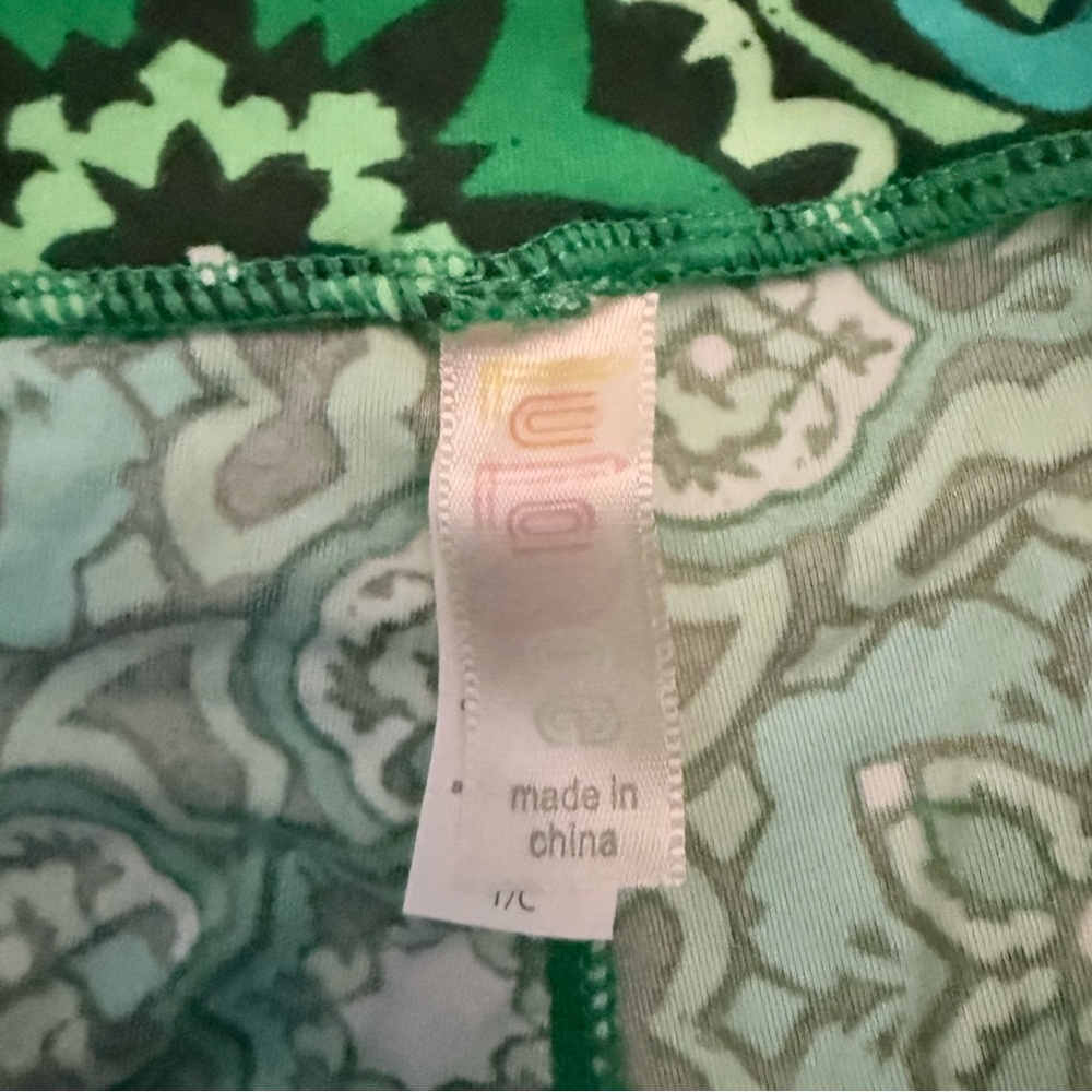 Lularoe Green Patterned Leggings - image 3